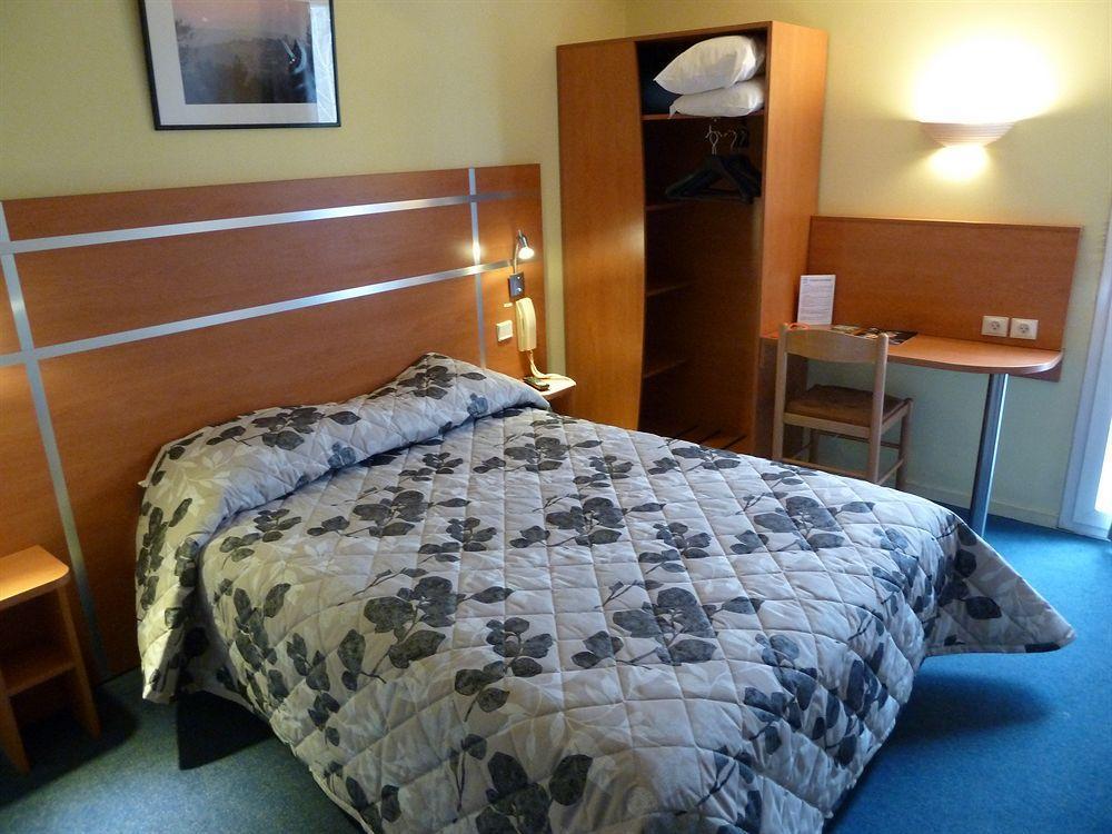 Hotel & Restaurant Heliotel Montferrier-sur-Lez Zewnętrze zdjęcie