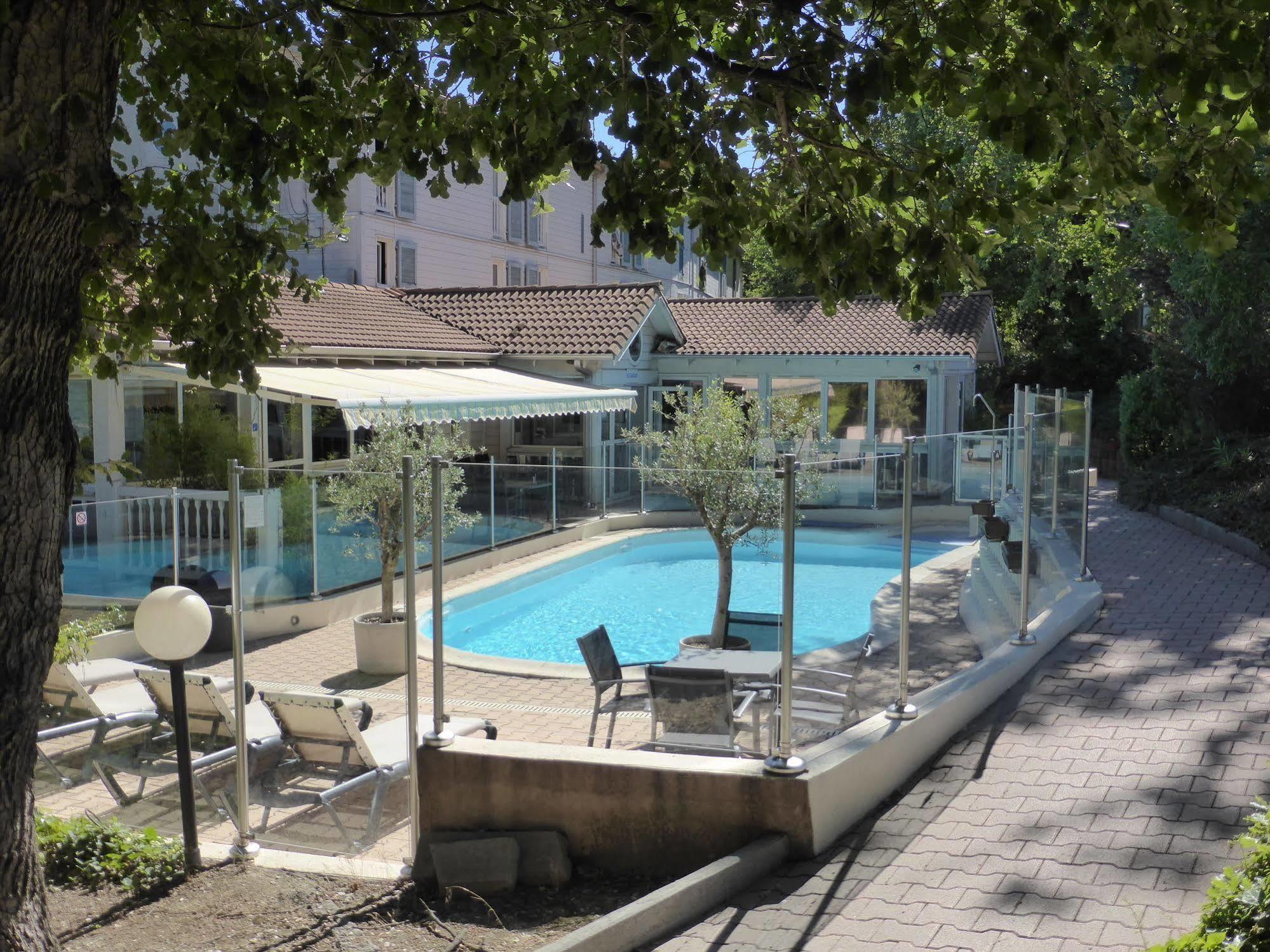 Hotel & Restaurant Heliotel Montferrier-sur-Lez Zewnętrze zdjęcie