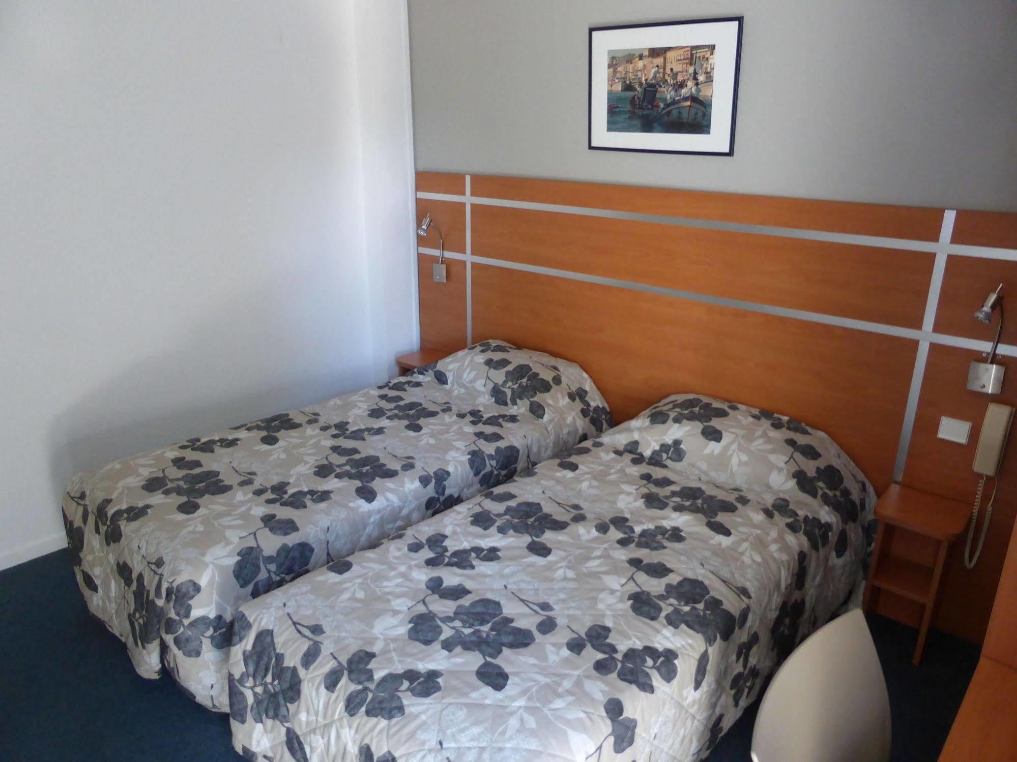 Hotel & Restaurant Heliotel Montferrier-sur-Lez Zewnętrze zdjęcie
